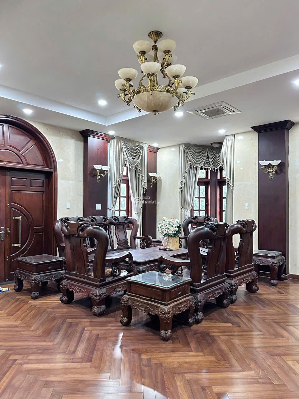 Nhà hẻm xe hơi sát mặt tiền Hồ Thị Kỹ Q10 Chỉ 10.5tỷ DT(3.5x14m vuông vức)  
