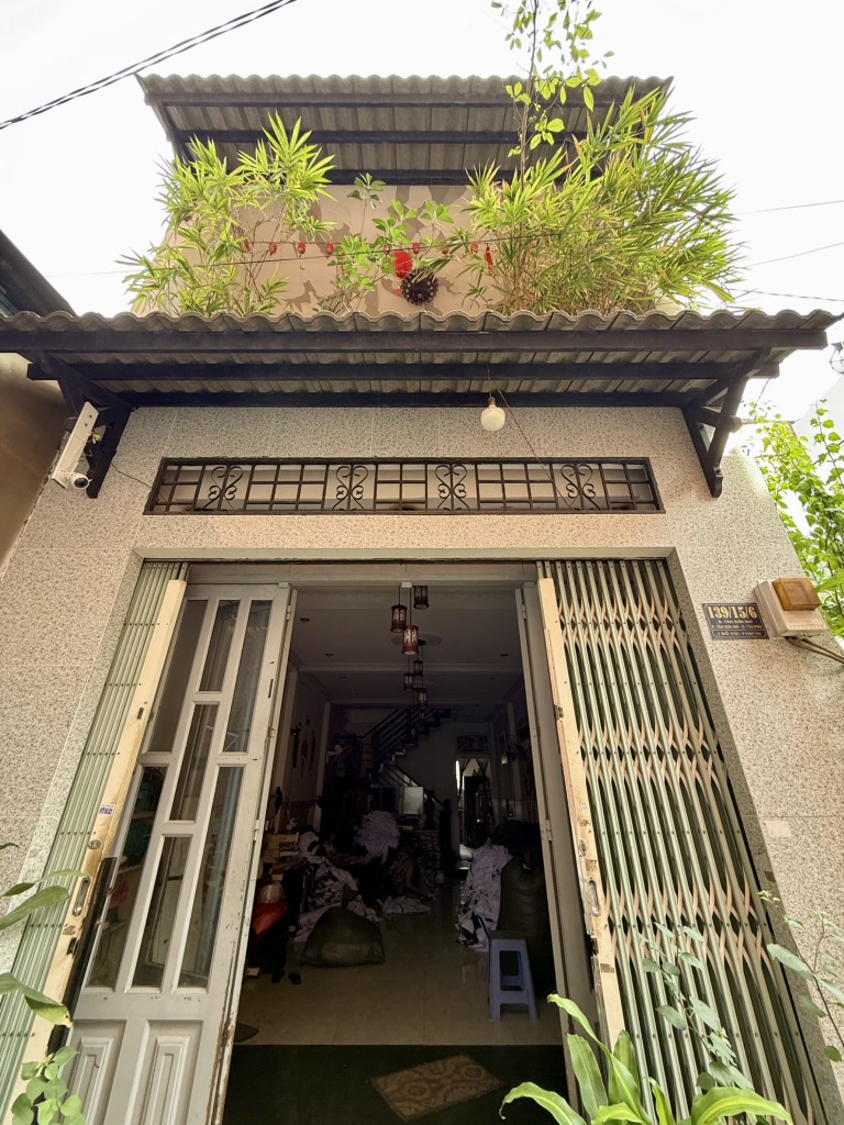 NHÀ 3 TẦNG (4x15) - LÔ GÓC - HẺM XE HƠI THÔNG  