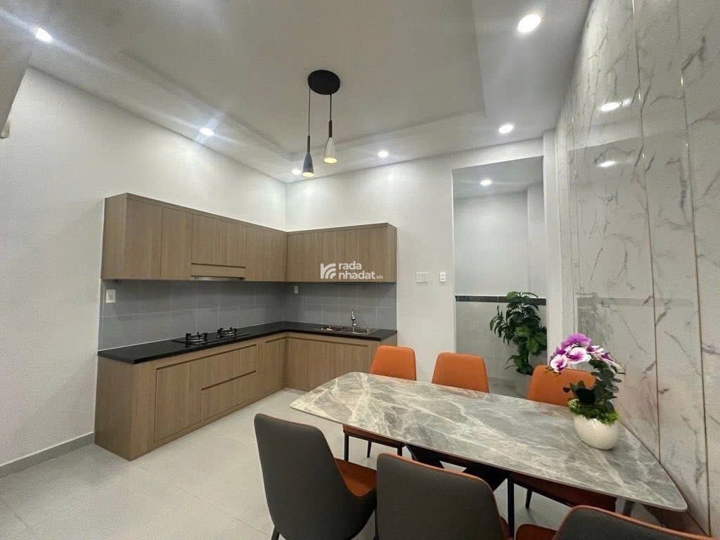 Chủ kẹt vốn bán nhanh căn nhà hẻm 5m đường Nguyễn Sỹ Sách, Tân Bình, gần chợ Tân Trụ giá 3 tỷ 430