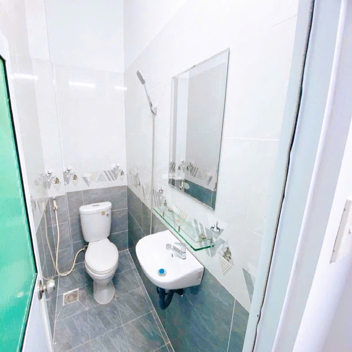 Bán nhà Quận 10, hẻm Ô tô Cách Mạng Tháng Tám, DT 3.9 x 10.96 m, Giá 8,9 tỷ