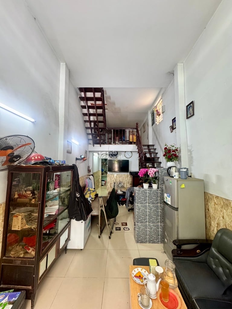 Bán nhà 47m2 - 3 tầng - hẻm xe xe tải đổ cửa - Dương Quảng Hàm Gò Vấp, 5 tỷ bé xíu