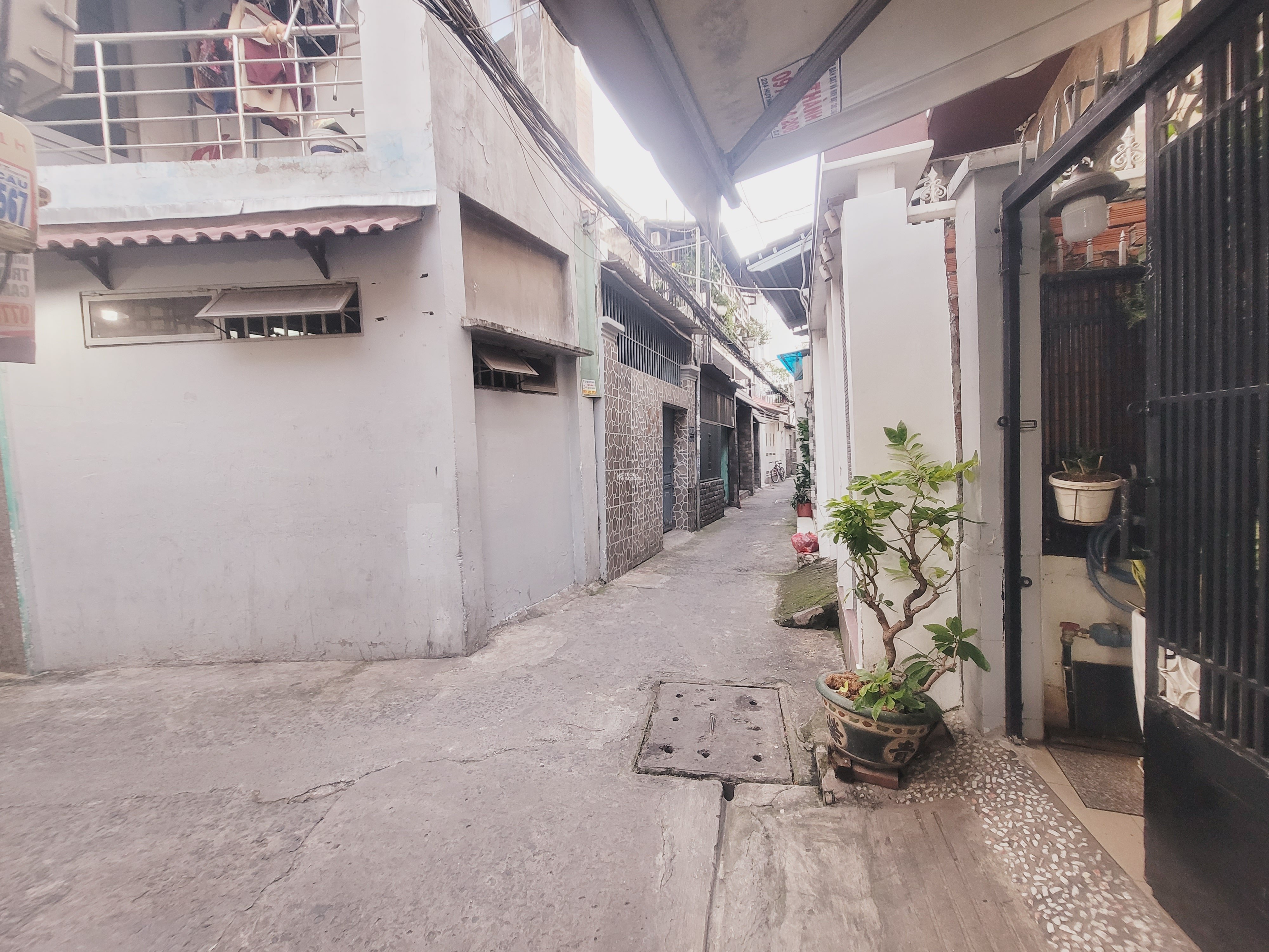 [QUẬN 7] Bán Nhà Hơn 3 T.ỷ , Ở Liền 31m2 , Có 03 Phòng , Không Lộ Giới , Nhà Kiên Cố
