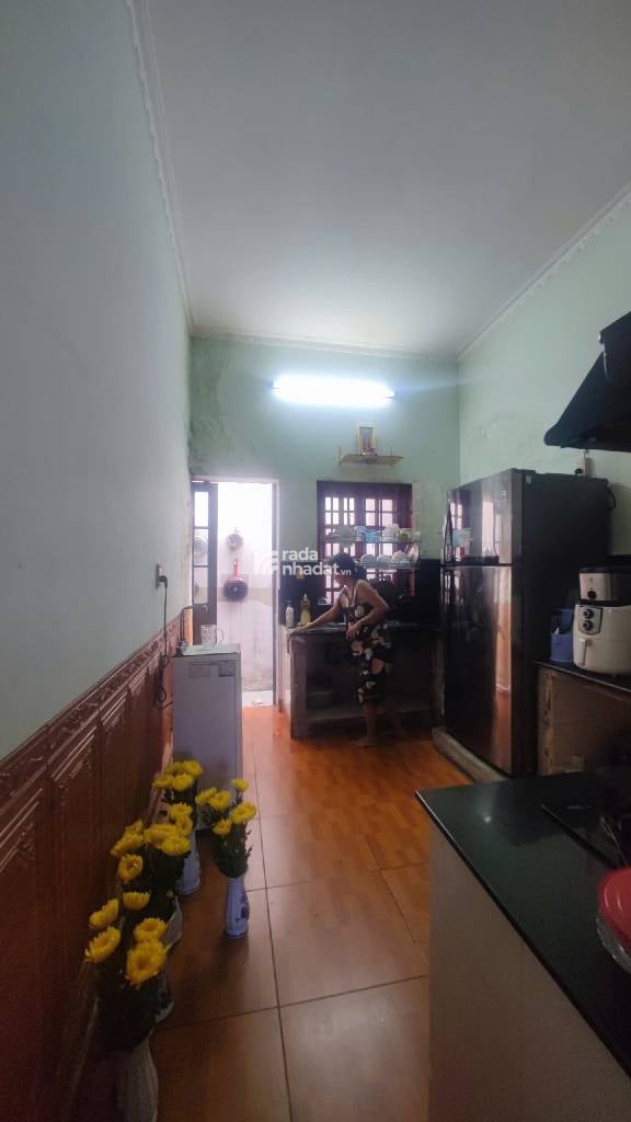 NHÀ ĐẸP 2 TẦNG GẦN CHỢ THỦ ĐỨC, HẺM KIA MORNING, 10,5X16; CHỈ HƠN 40tr/m2.