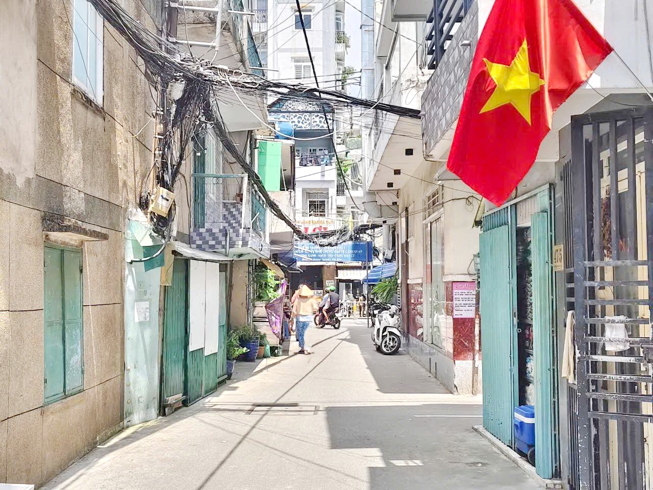 Bán nhà 1 lầu 54m2 hẻm xe hơi đường Nguyễn Thị Tần P.2 Quận 8