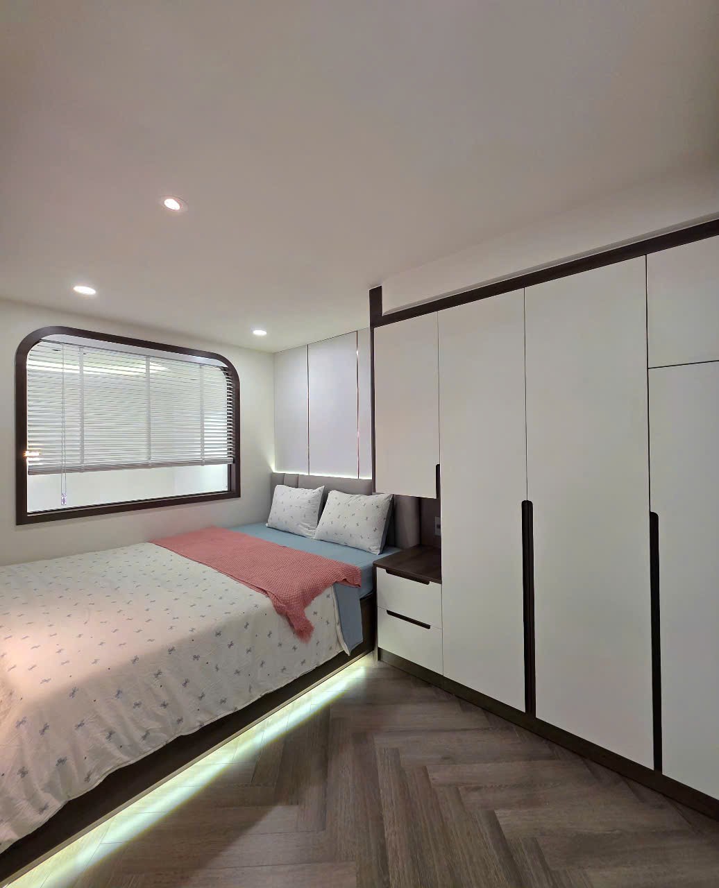 Bán căn hộ Duplex Sky garden 1, Phú Mỹ Hưng, Q7, 5PN nhà mới đẹp, giá chỉ 9,7 tỷ