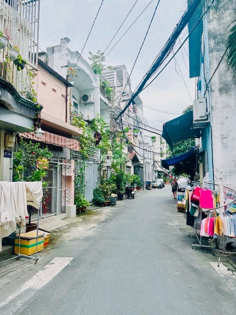 NHÀ ĐẸP 4 TẦNG  HXH GẦN CHỢ TÂN HƯƠNG  ĐI BỘ RA CÔNG VIÊN  KHU VIP TÂN PHÚ CHỈ 6.X TỶ