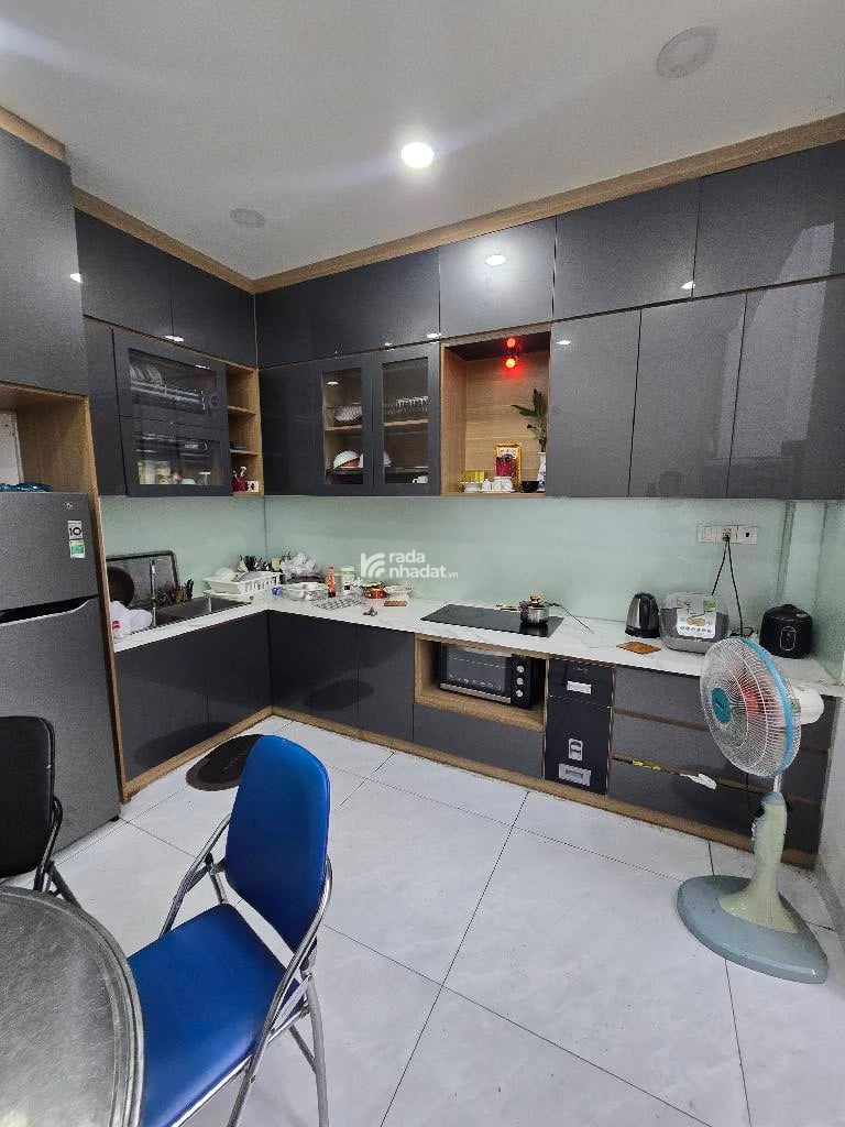 Bán nhà mặt tiền đường số 7 BHH