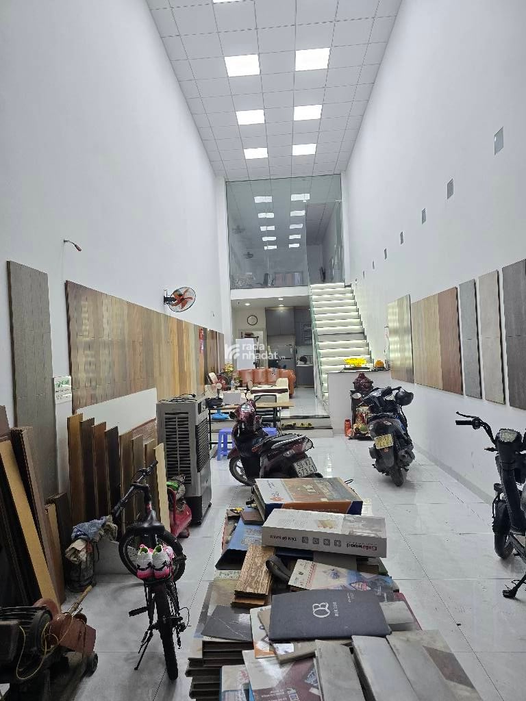 Bán nhà mặt tiền đường số 7 BHH