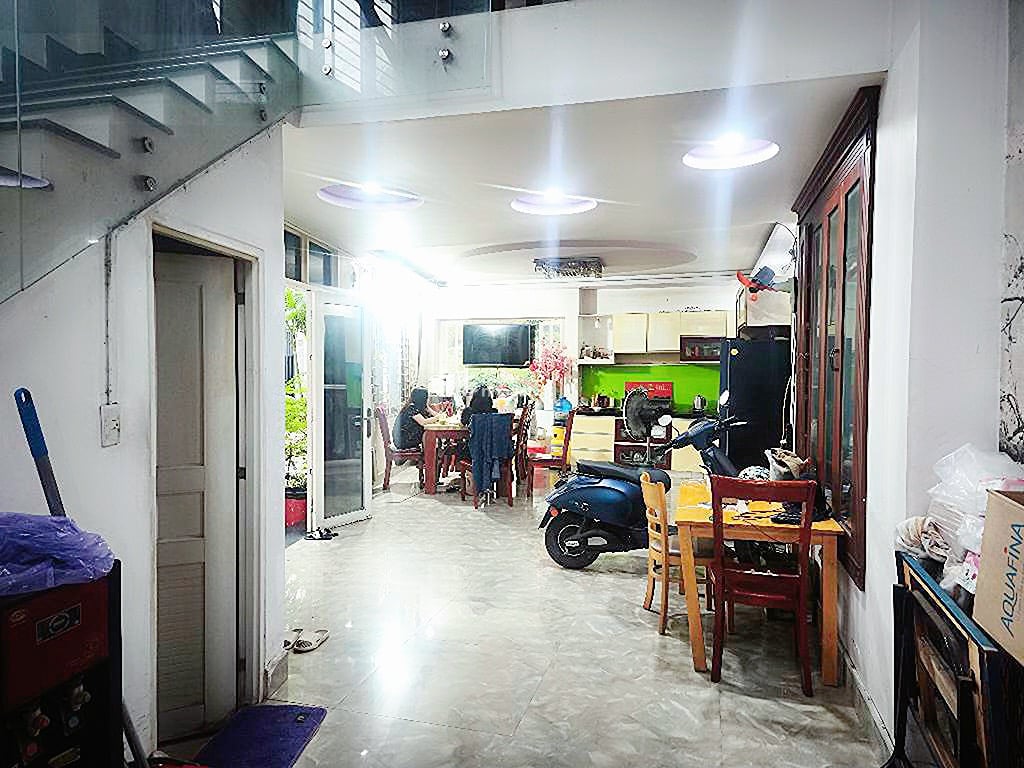 Bán nhà  2 mặt tiền đường tân sơn nhì  tân phú