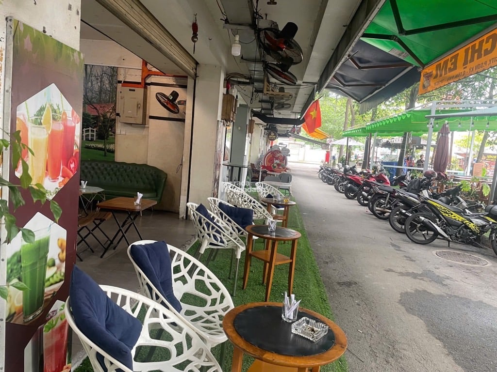 NGAY AEON MALL, CĂN HỘ TẦNG 1, TÒA RUBY, CHUẨN 110M2 HIẾM CÓ. GIẢM 450TR CHỈ 8T TL TỐT