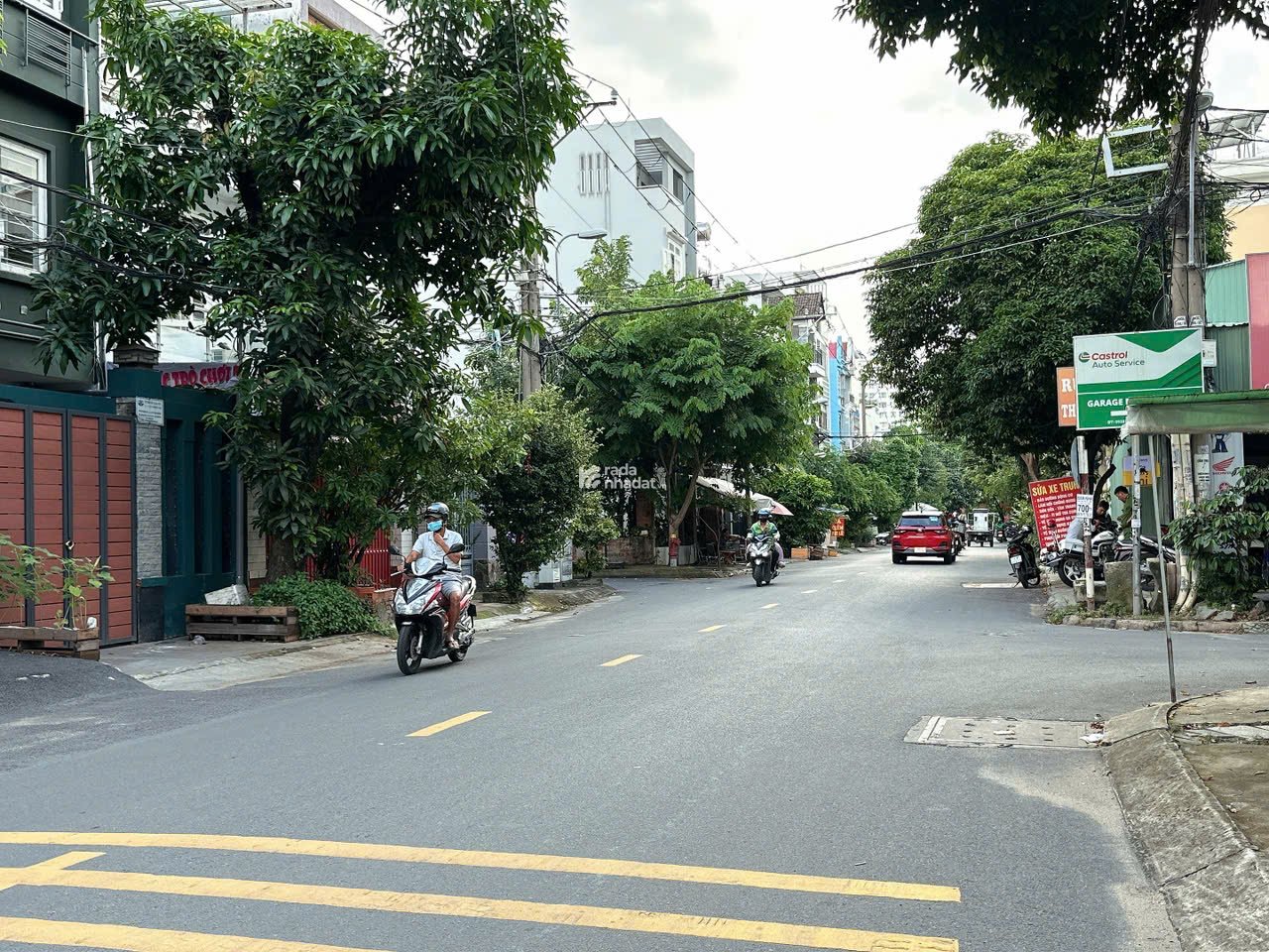 Biệt thự cổ mái Thái GẤP BÁN hẻm 537 Nguyễn Oanh ngang 14m 233m2 view sông 22.5 tỷ.