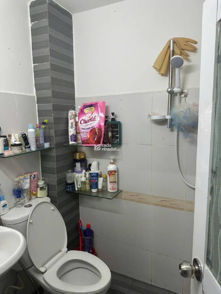 NGAY CHỢ VẢI, MTKD LÊ QUỐC TRINH, TÂN PHÚ, 85M2 HIẾM CÓ. GIẢM 550TR CHỈ CÒN 5.5T TL TỐT