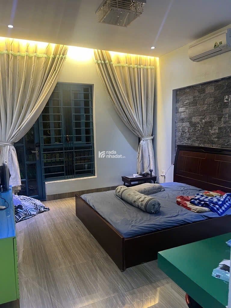 NHà Mới,4 Tầng,HXH Đường Kinh Dương Vương,Khu Tên Lửa (4m x 27m) 8,4 Tỉ TL