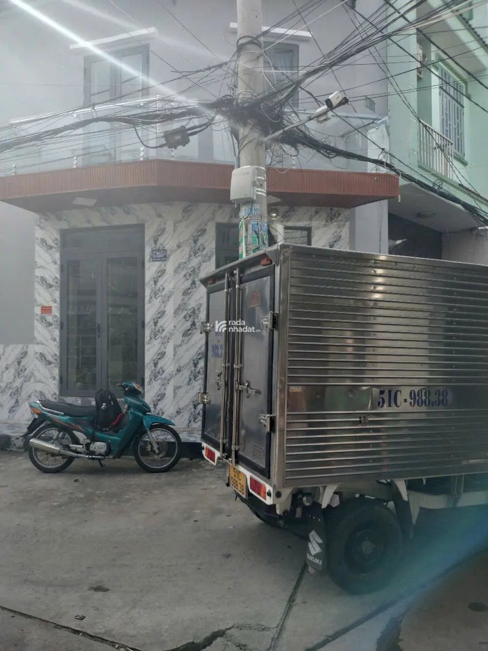 BÁN NHÀ 2 TẦNG TỈNH LỘ 10 ,CĂN GÓC, HXH -,3 PHÒNG NGỦ , MỚI TINH  - MUA VÀO Ở NGAY GIÁ 3.75 TỶ