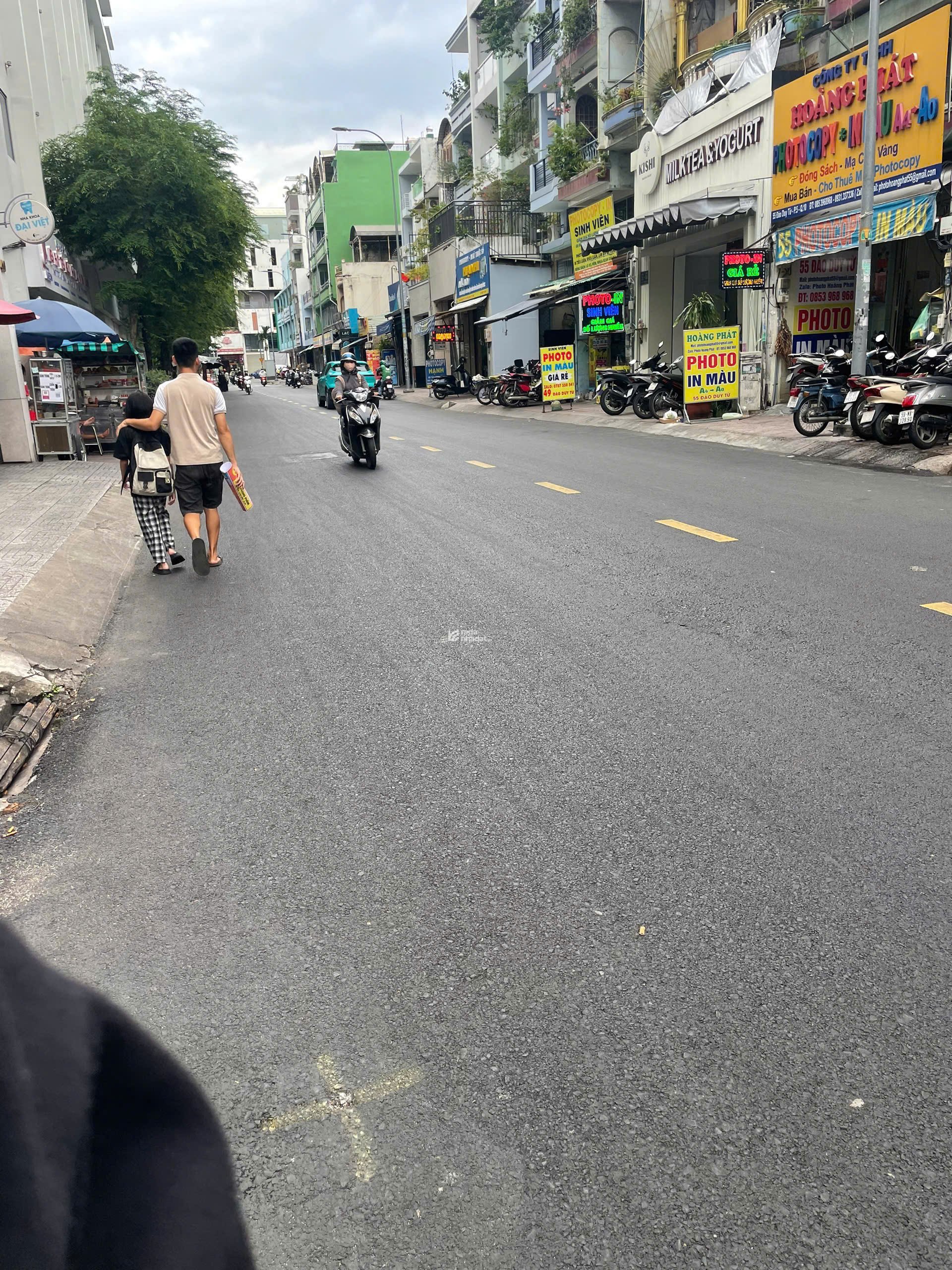 CHO THUÊ NHÀ 2MT  Hoàng Sa,Q1,trệtlầu,14mx10m,dt 280m2, giá 120tr Tl