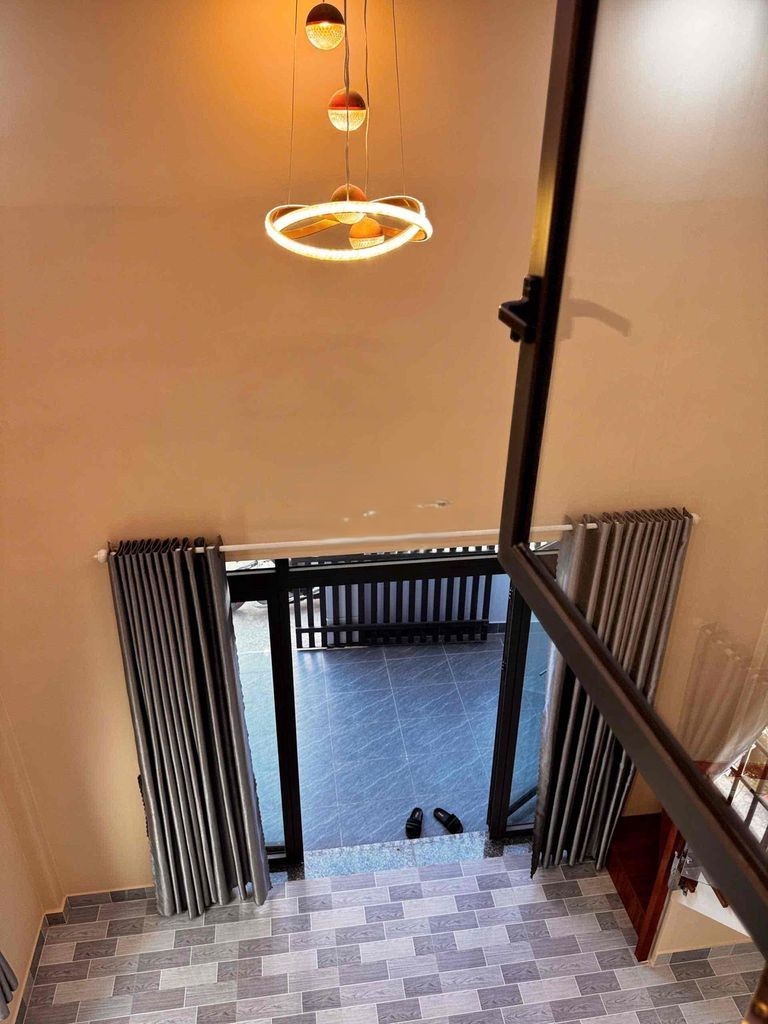 MỚI ĐẸP Ở NGAY CĂN GÓC HẺM XE HƠI SÁT MẶT TIỀN GẦN CHỢ TAM HÀ 5X12 CHỈ 5,4 TỶ.