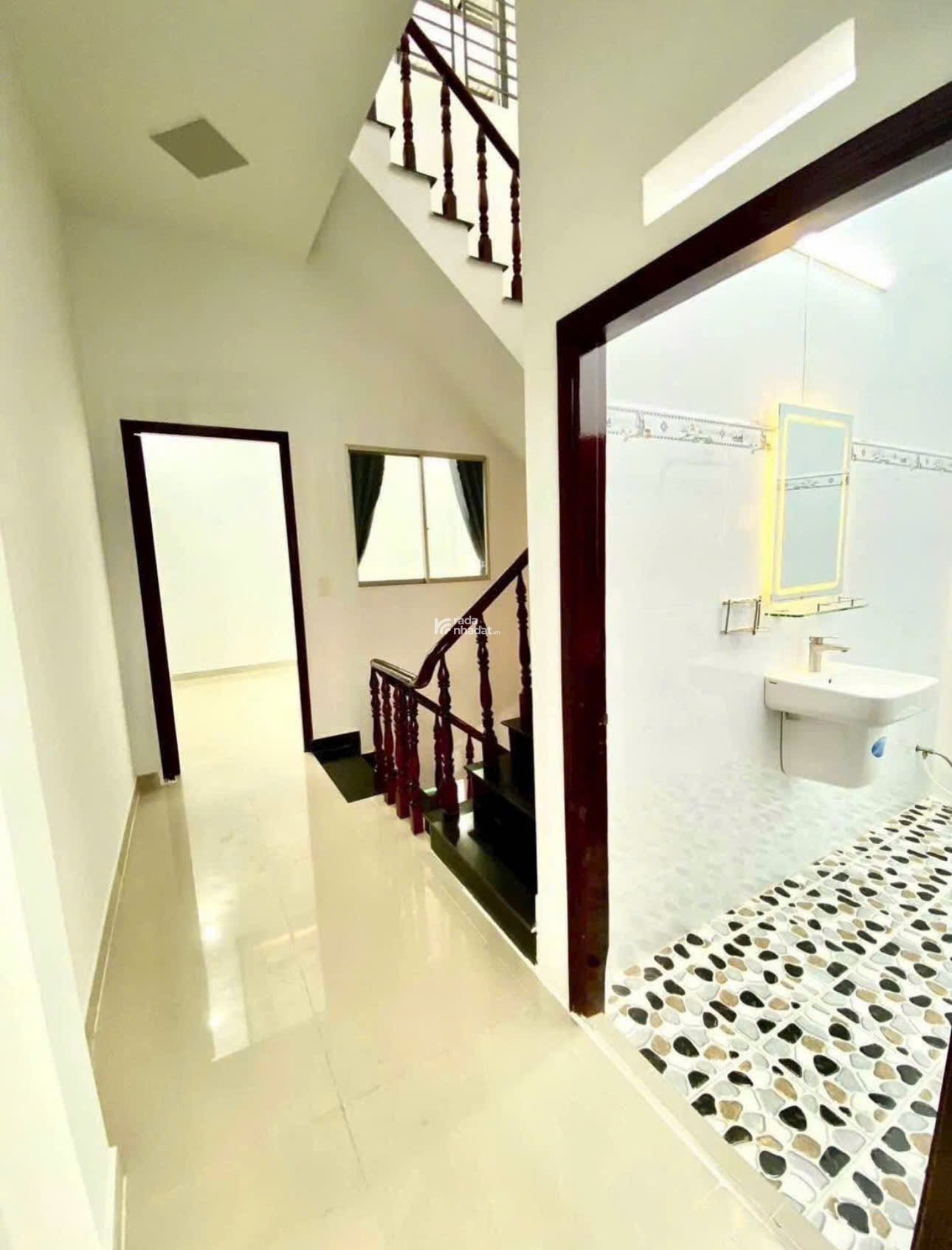 CẦN THANH LÝ NHANH CĂN NHÀ NGUYỄN VĂN MẠI, TÂN BÌNH/ 52,2M2 NỞ HẬU/ GIÁ 3 TỶ 280/ SỔ RIÊNG/ HẺM OTO