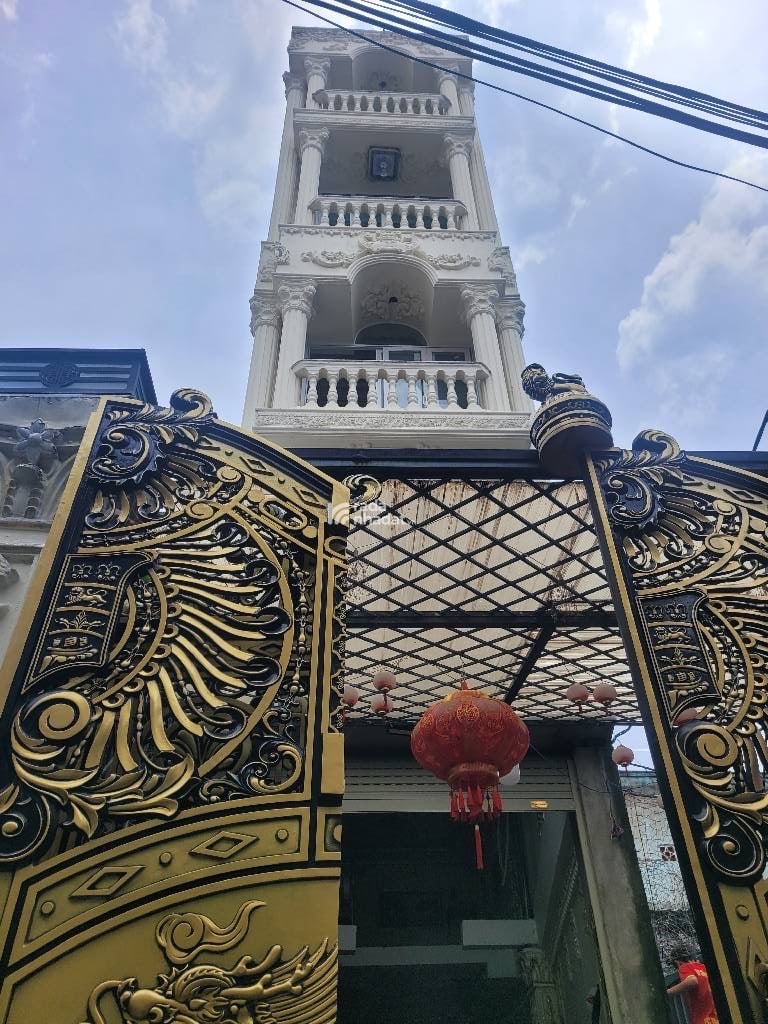 SIÊU PHẨM BIỆT PHỦ DÁT VÀNG - HẺM THÔNG 1 TRỤC  - KHU VÍP TRUNG TÂM