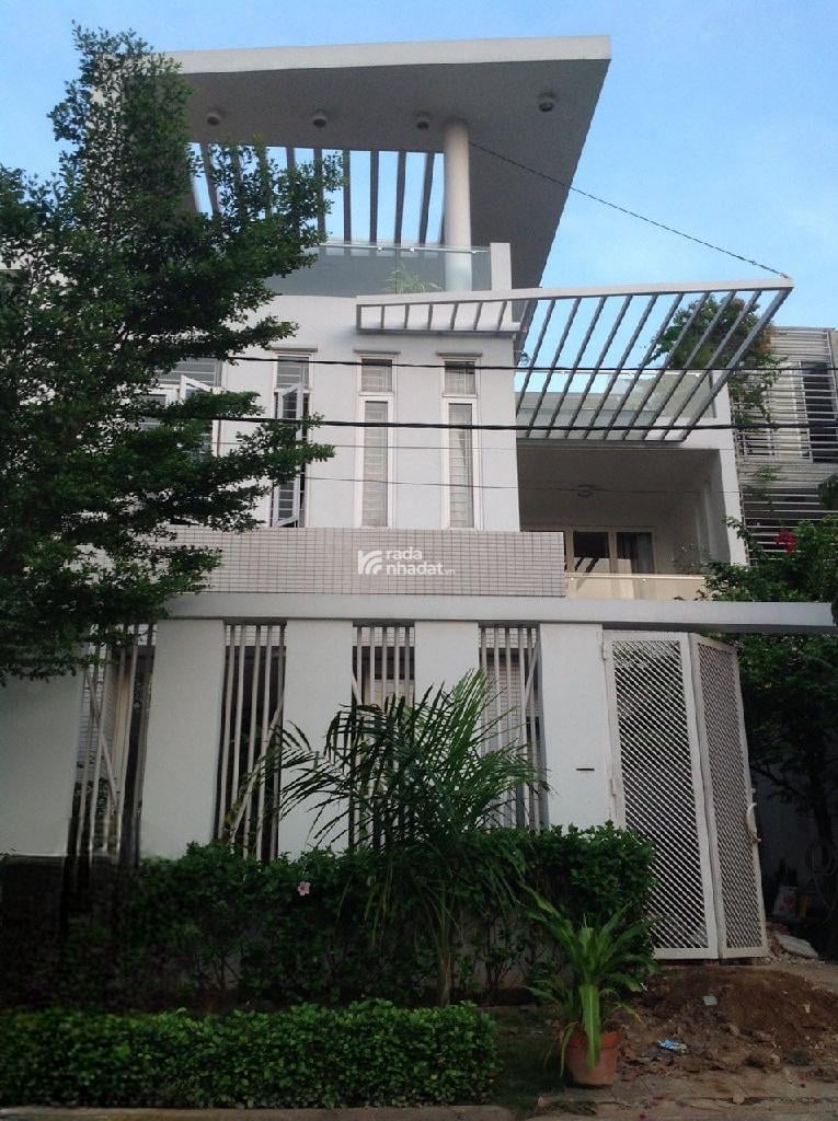 BIỆT THỰ RẠCH BÀ LỚN KDC PHONG PHÚ- BÌNH CHÁNH -(9MX20M) -16 TỶ 5 