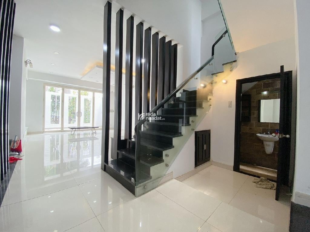 BIỆT THỰ RẠCH BÀ LỚN KDC PHONG PHÚ- BÌNH CHÁNH -(9MX20M) -16 TỶ 5 