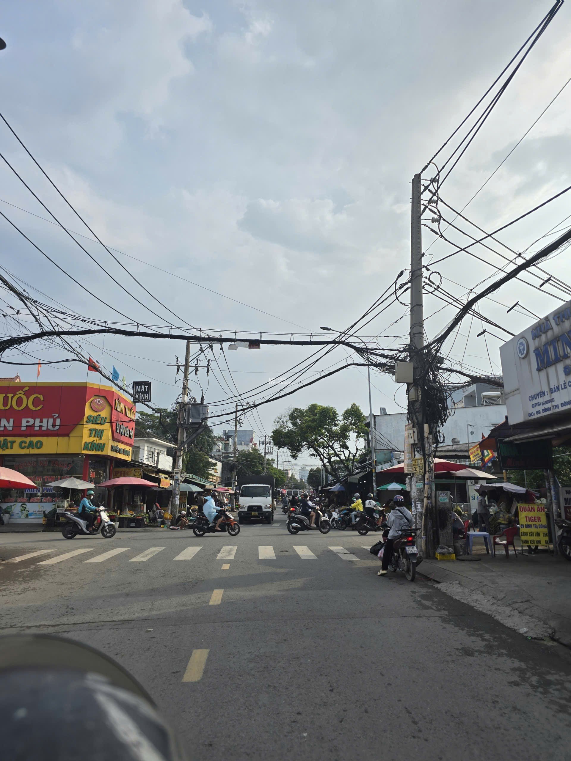 NHÀ ĐẸP Chủ Tâm Huyết, 72m2/6 T.Ỷ - 2 Lầu BTCT, Sát THPT Nguyễn Hữu Cảnh, Hương Lộ 2