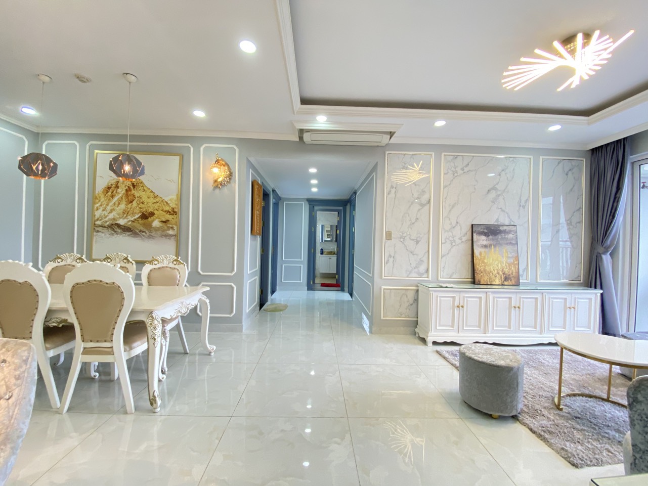 Sunrise City View, 25 triệu/th, 138 m2, 3PN, 2WC, full nội thất sẵn key xem nhà