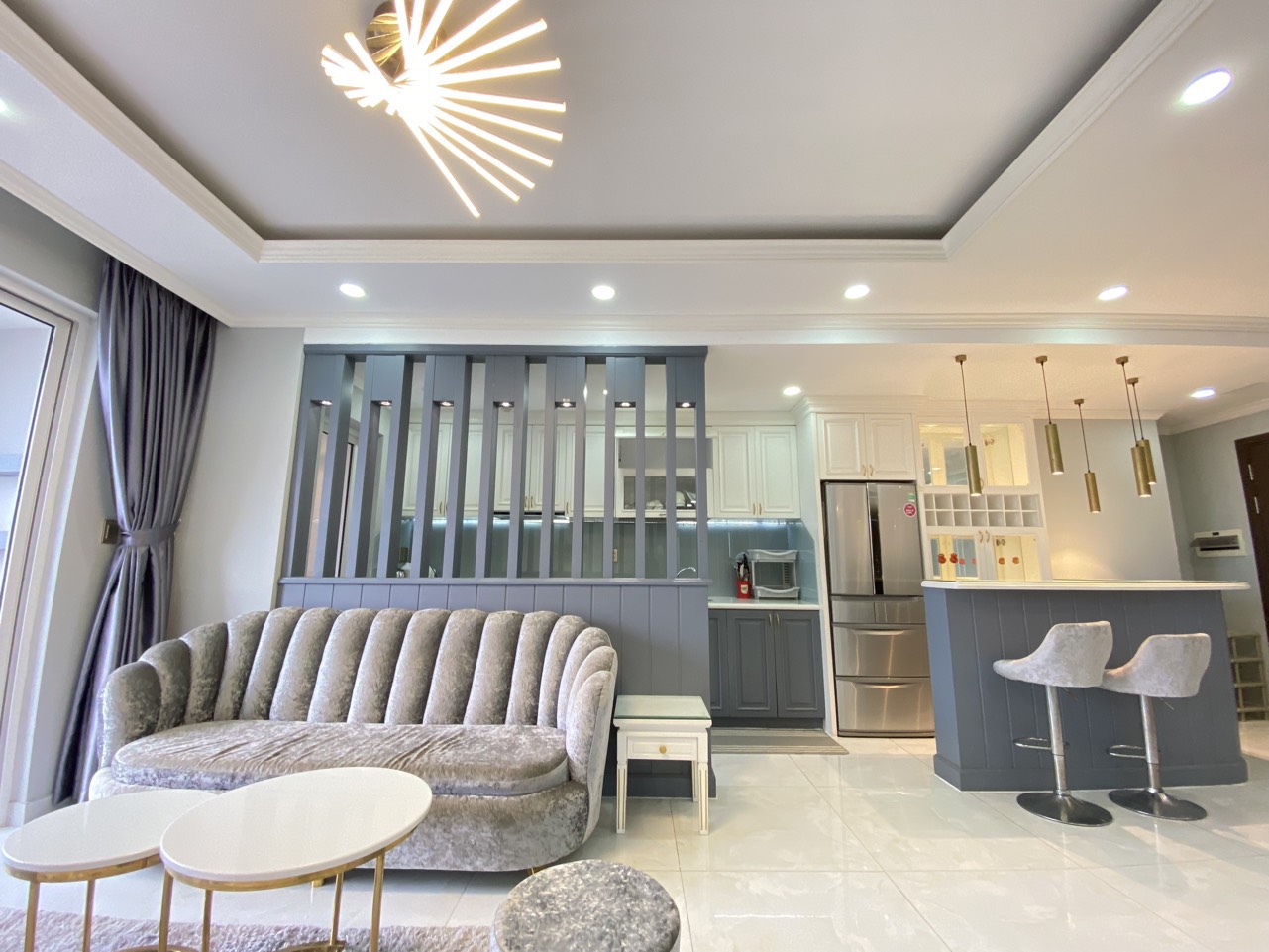 Sunrise City View, 25 triệu/th, 138 m2, 3PN, 2WC, full nội thất sẵn key xem nhà