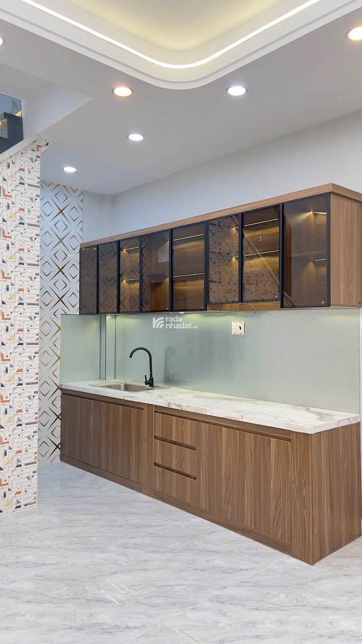 Cần Bán Gấp Nhà 2 Tầng - Q11 - Giá Chốt Tốt