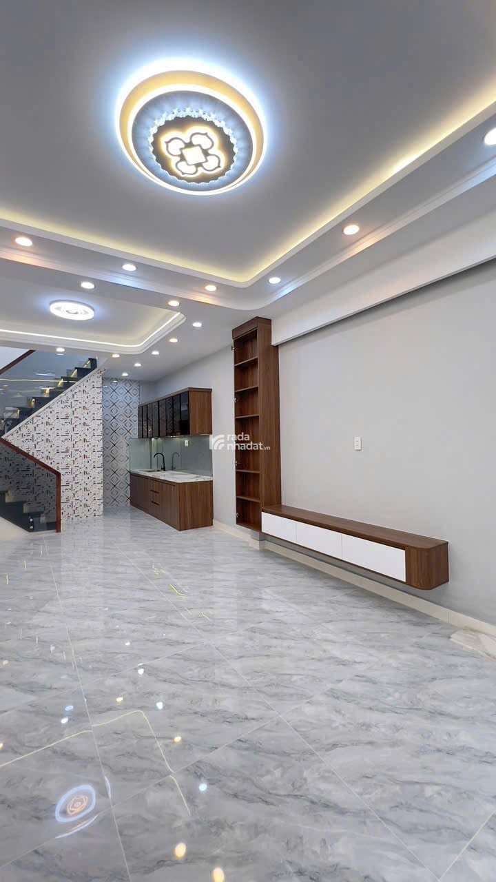 Cần Bán Gấp Nhà 2 Tầng - Q11 - Giá Chốt Tốt