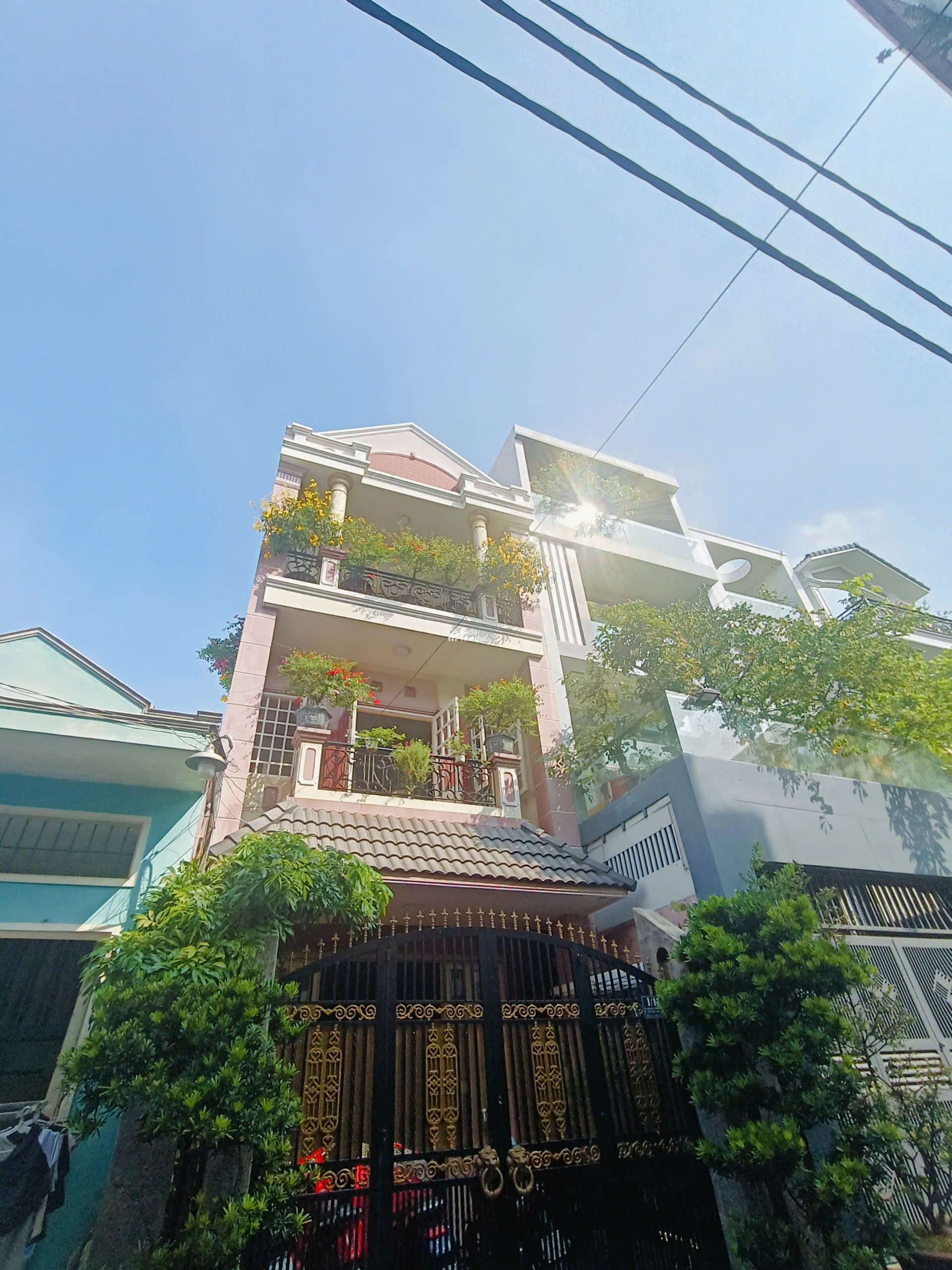 6,9 Tỷ ! Hxh đường Tân Sơn Nhì.Q Tân Phú. Dt: 4x12m. 4 Tầng