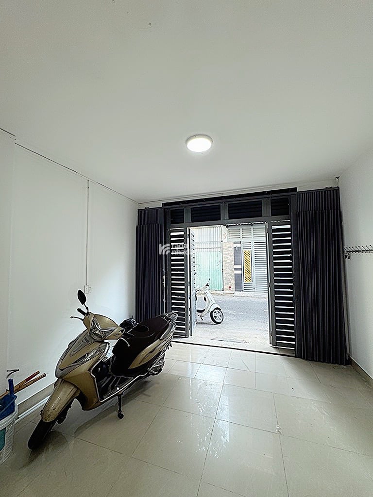 Bán nhà gần lê văn qưới bình hưng hoà a