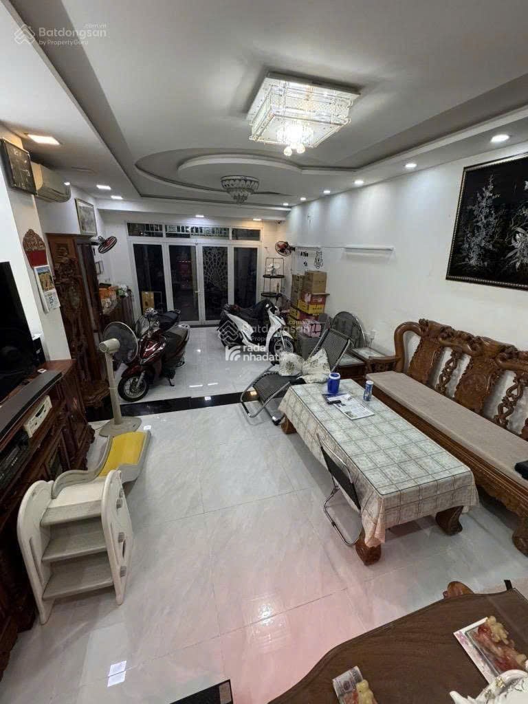 NHÀ ĐẸP ĐƯỜNG SỐ 25A Q6 (5X23) 4 TẦNG. THANG MÁY. CHỈ 18 TỶ
