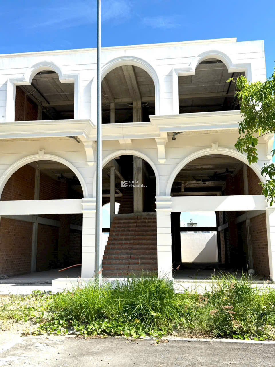  BÁN NHÀ PHỐ 3 TẦNG TẠI TRUNG TÂM NHA TRANG  CHỈ 2,1 TỶ VỐN TỰ CÓ! 