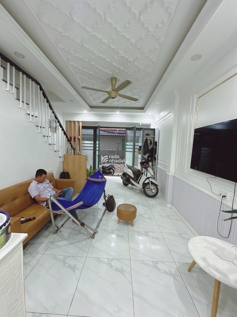 HẺM Ô TÔ - TRẦN VĂN ƠN- P TÂN SƠN NHÌ- TÂN PHÚ- 2 TẦNG-2PN- 43M2- 6 TỶ 6