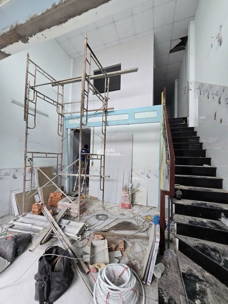 BÁN NHÀ TÂY LÂN 70M2 4.X TỶ 5X14M KHU PHÂN LÔ XE TẢI THÔNG GẦN BỆNH VIỆN BÌNH TÂN