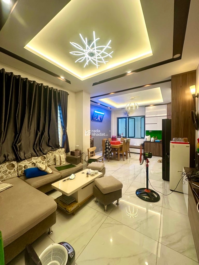 MẶT TIỀN KNH DOANH 5 TẦNG MỚI ĐẸP LUNG LINH - CHỦ XÂY TÂM HUYẾT ĐẸP - NGAY CHỢ TÂN BÌNH