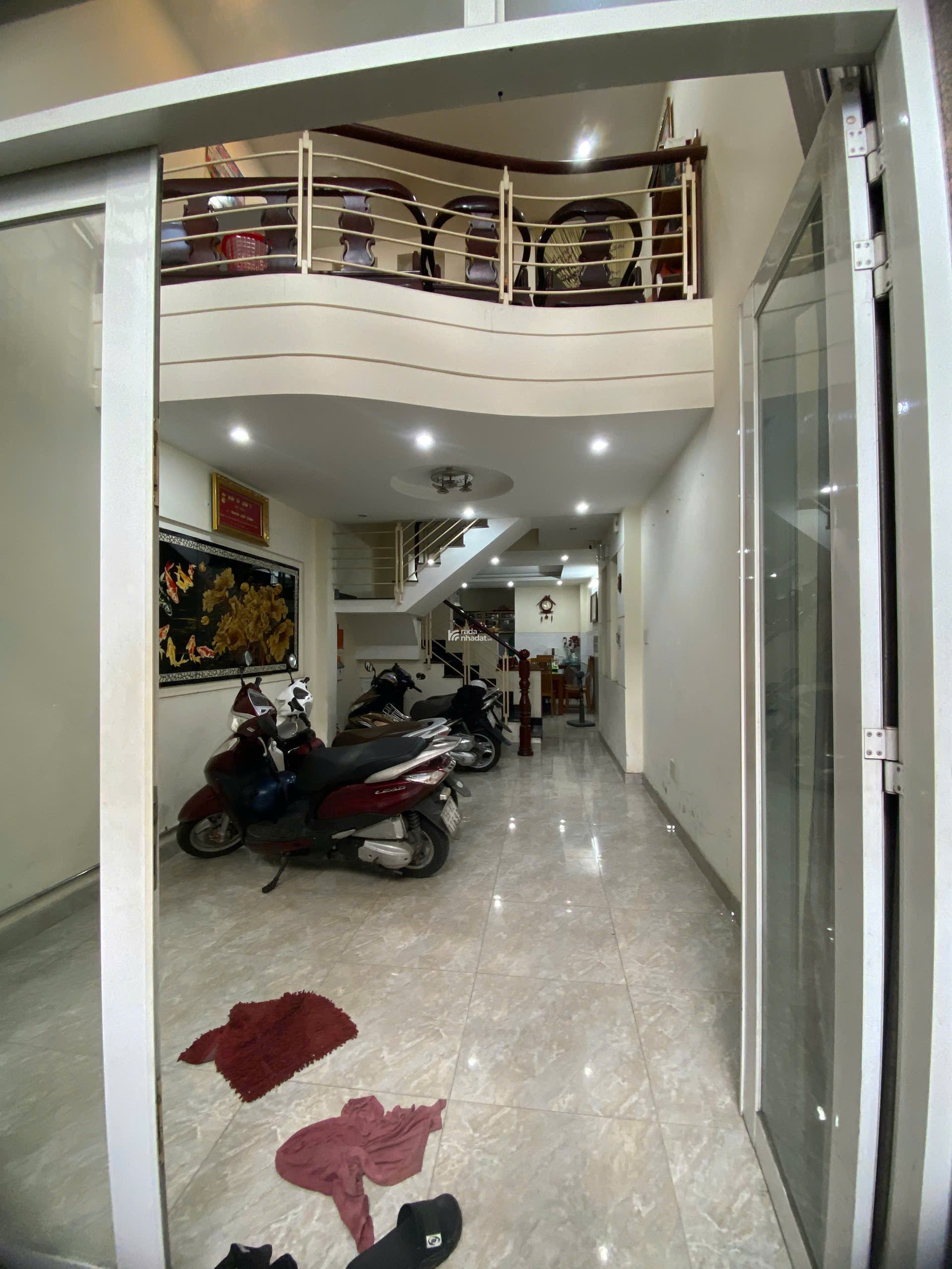 HOT:  CẦN BÁN NHÀ  443/ ĐIỆN BIÊN PHỦ,PHƯỜNG 3, QUẬN 3.