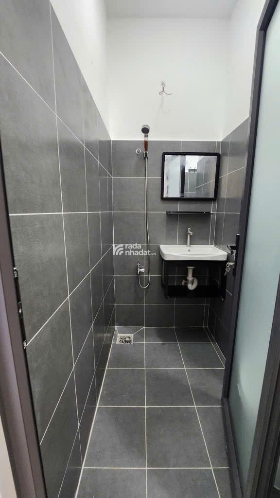 Bán nhà vị trí kinh doanh hẻm ôtô 4M đối diện PMH - 40MV --3PN - Nhỉnh 4T TL