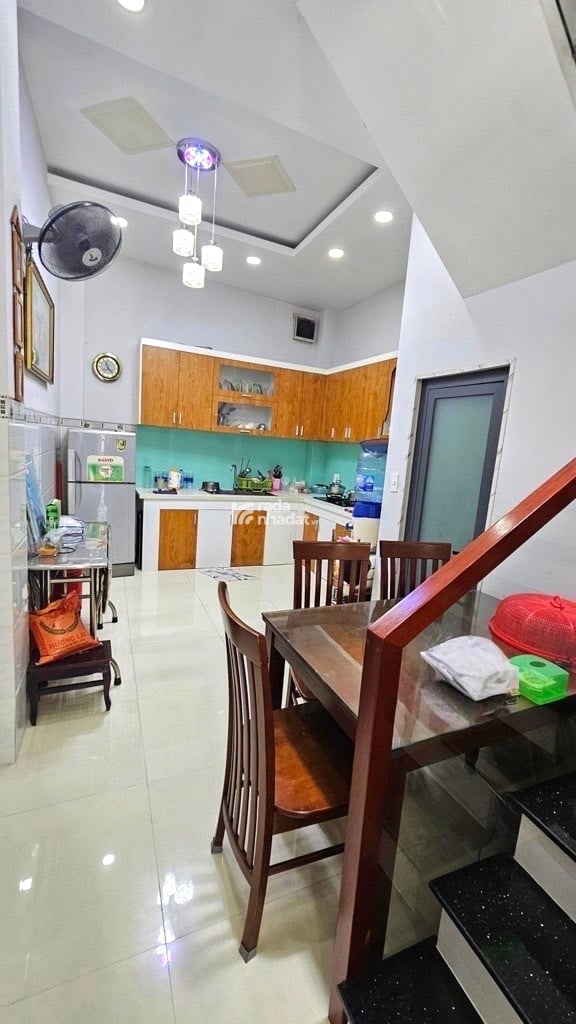 NHÀ 4 TẦNG MUA Ở NGAY - HẺM NHỰA 7M - 43M2 -DS12