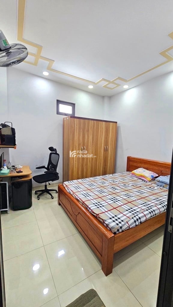NHÀ 4 TẦNG MUA Ở NGAY - HẺM NHỰA 7M - 43M2 -DS12