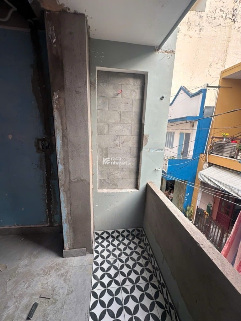 SÁT TÂN BÌNH, HẺM XE HƠI HUỲNH THIỆN LỘC, TÂN PHÚ, 2 TẦNG HIẾM CÓ. GIẢM 550TR CHỈ 3.5T