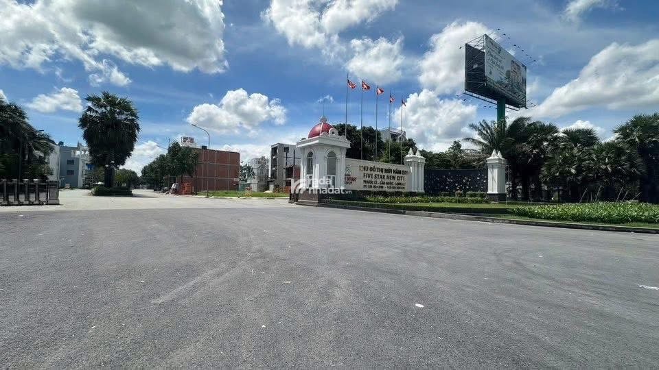 ĐẤT THỔ CƯ KHU ĐÔ THỊ 5 SAO NGAY CAO TỐC BẾN LỨC LONG THÀNH