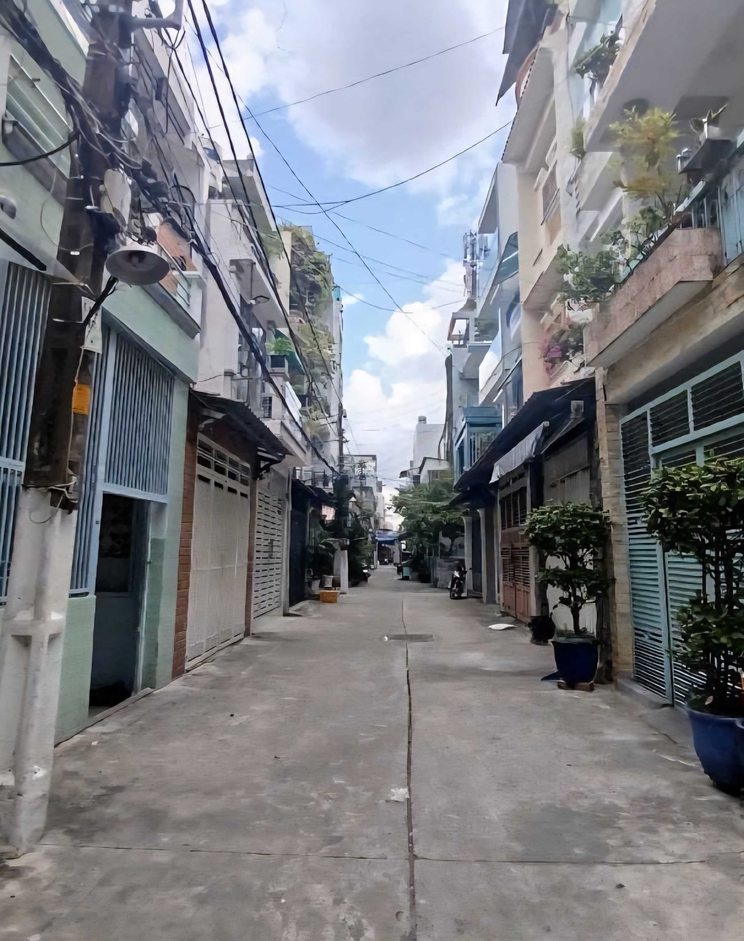 Bán nhà đẹp nhỉnh 6 tỷ, 40m2, 4PN, Âu Dương Lân, trung tâm Quận 8