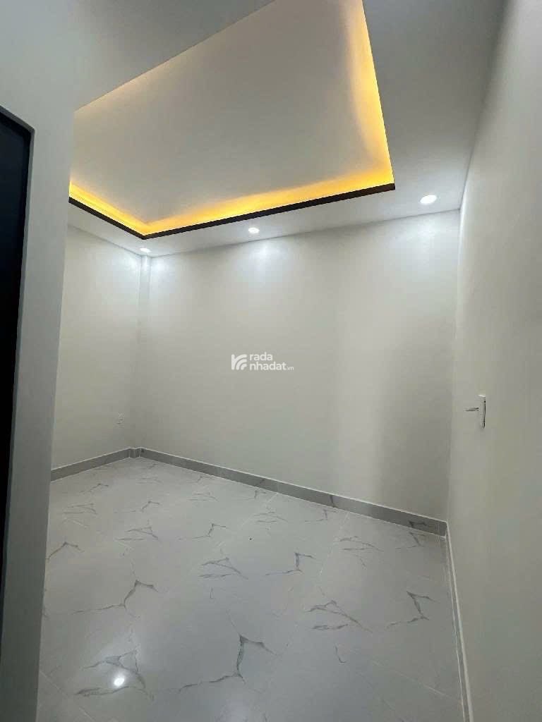 Bán nhà đẹp nhỉnh 6 tỷ, 40m2, 4PN, Âu Dương Lân, trung tâm Quận 8