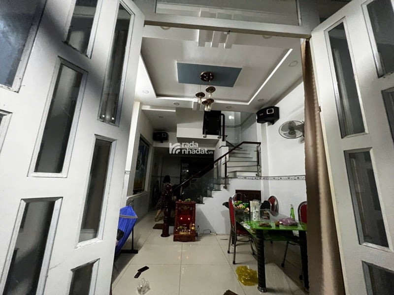 BÁN NHÀ HẺM XE HƠI THÔNG, 2 TẦNG GẦN VẠN PHÚC CITY, 4X10,2 NHỈNH 4 TỶ.