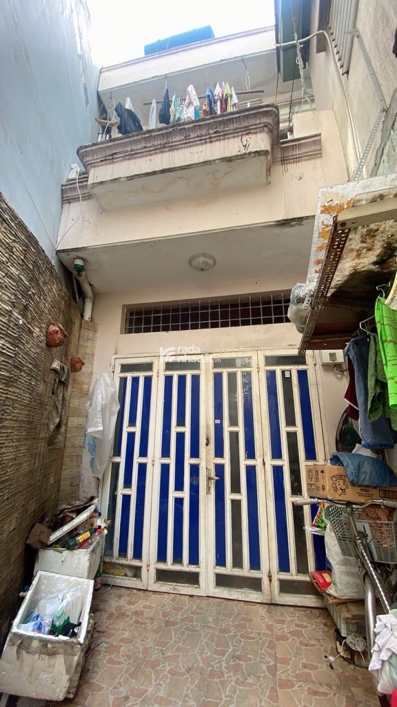 HẺM XE HƠI SÁT NHÀ, LẠC LONG QUÂN, TÂN BÌNH, 36M2 CÓ KC Ở NGAY. GIẢM 250TR CHỈ CÒN 3.34T TL 