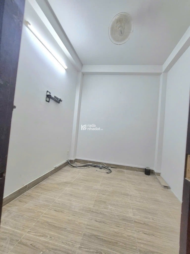  SIU VIP - HẺM XE HƠI THÔNG - Ô TÔ ĐẾN NHÀ - 4 TẦNG BTCT - NGAY TÂN BÌNH - LẠC LONG QUÂN -