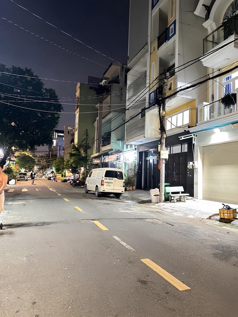 KHU HỌ LÊ- MẶT TIỀN KINH DOANH- LÊ QUỐC TRINH- TÂN PHÚ-DT: 73M2- 7 TỶ 7