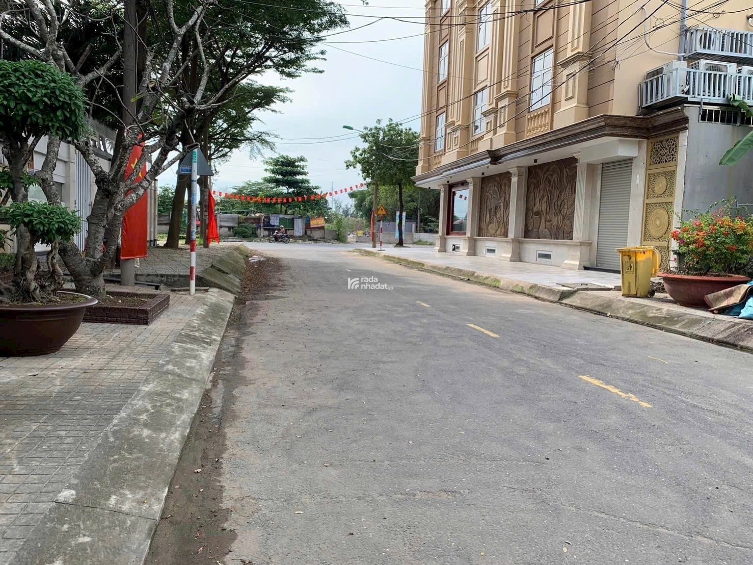 đất mặt tiền đường 13C khu ao sen tên lửa 11.8 tỷ 