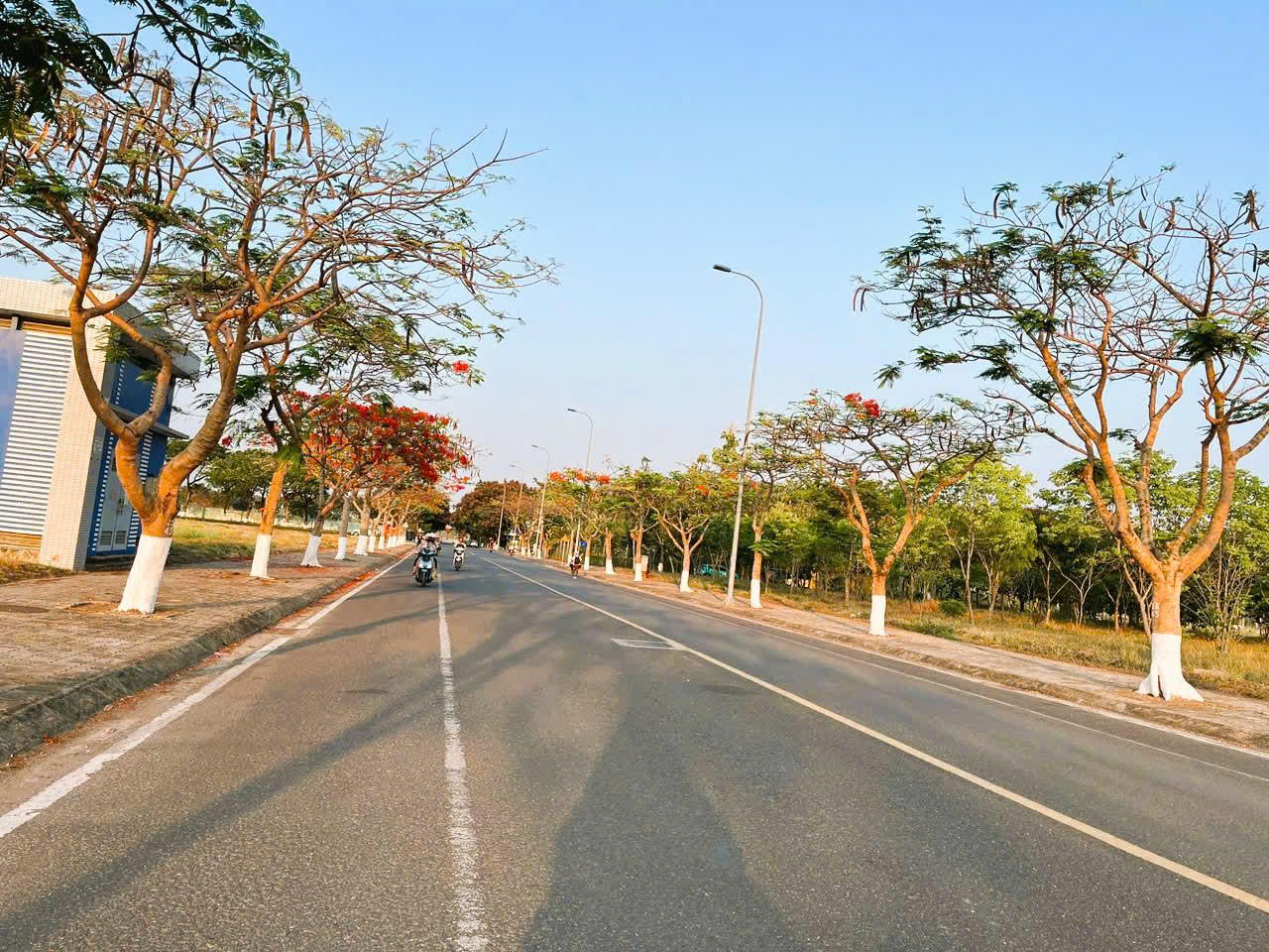 ĐẤT NỀN KDC ĐÔNG TĂNG LONG, 102M2 THỔ CƯ, NGANG 5M, ĐƯỜNG BÀN CỜ, XÂY NGAY, CHỈ 7.5 TỶ